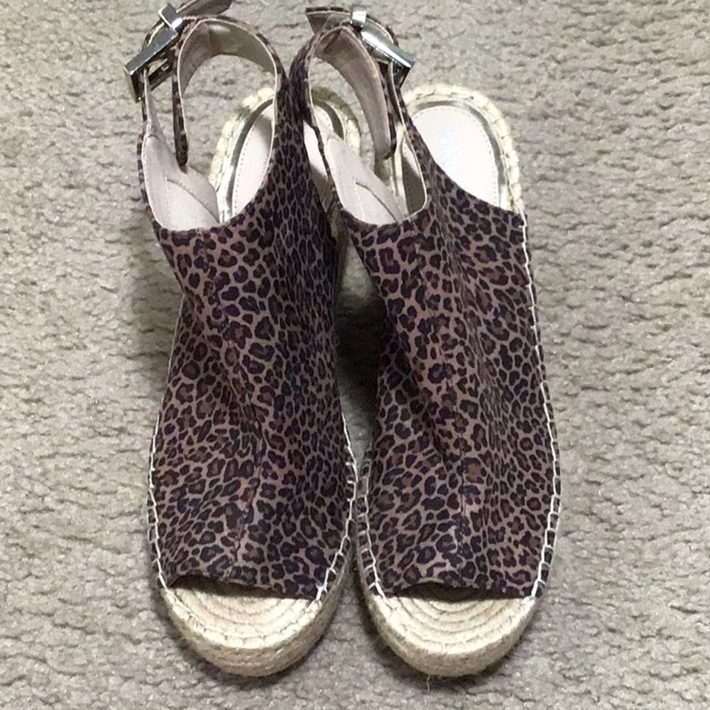 Kenneth Cole Olivia Wedges - Picture 2 of 8